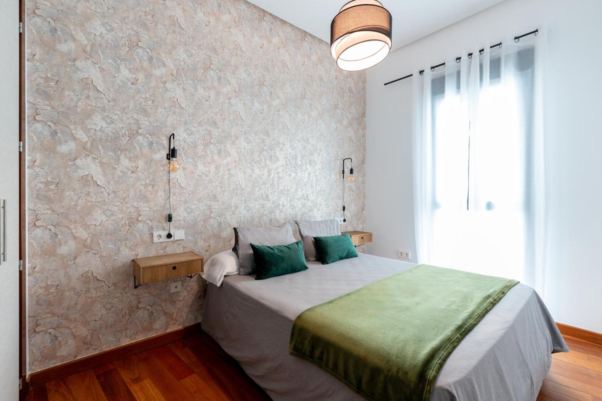 Ry Aparcamiento Incluido Junto A Catedral Ideal Parejas Seville Exterior photo