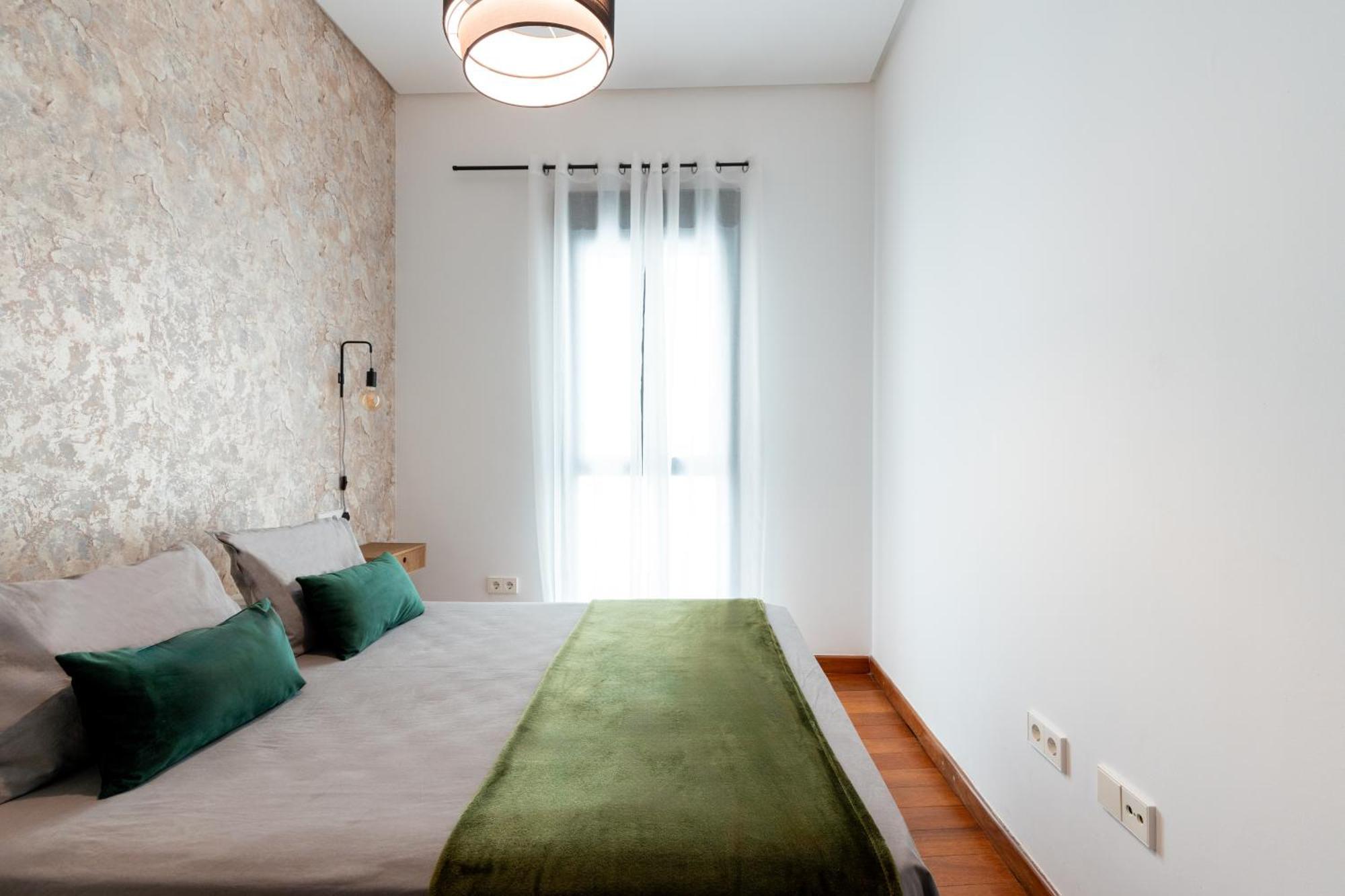Ry Aparcamiento Incluido Junto A Catedral Ideal Parejas Seville Exterior photo